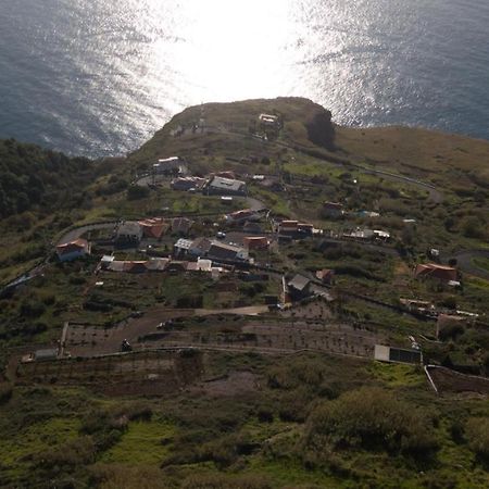 Refugio De Pedra Villa Faja da Ovelha Ngoại thất bức ảnh